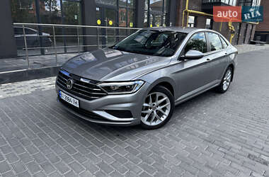 Volkswagen Jetta  2020