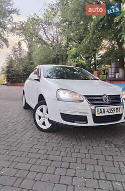 Volkswagen Jetta  2006
