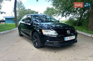 Volkswagen Jetta  2012