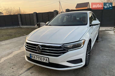 Volkswagen Jetta  2018