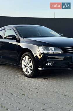 Volkswagen Jetta  2016