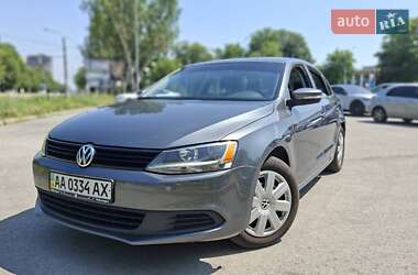 Volkswagen Jetta  2014