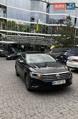 Volkswagen Jetta  2019