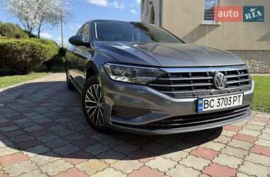 Volkswagen Jetta  2019