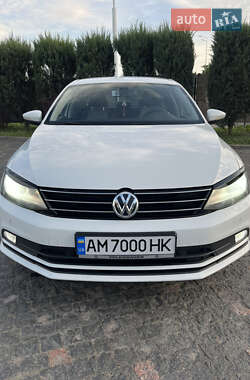 Volkswagen Jetta  2016