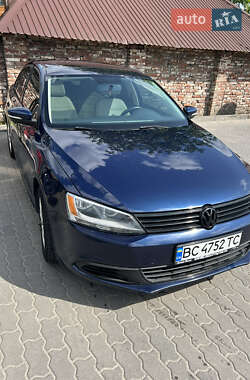 Volkswagen Jetta  2013
