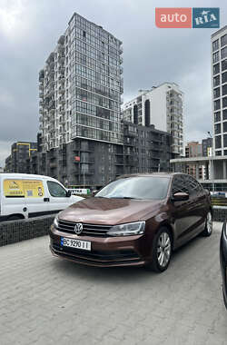Volkswagen Jetta  2016