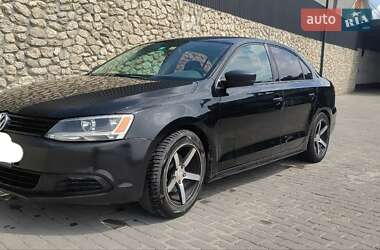 Volkswagen Jetta  2010