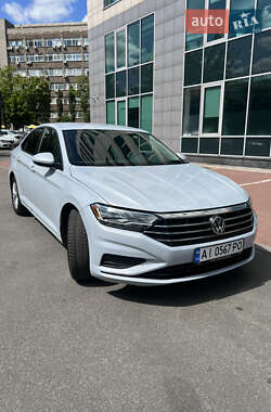 Volkswagen Jetta  2018