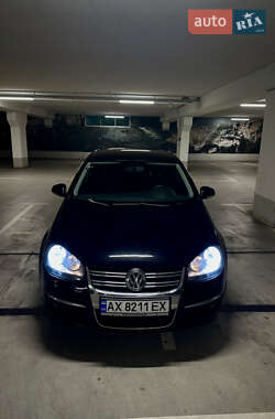 Volkswagen Jetta  2008