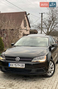 Volkswagen Jetta  2011