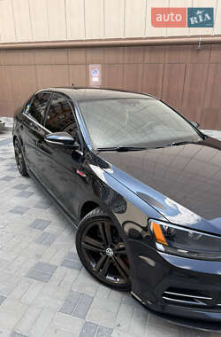 Volkswagen Jetta  2014