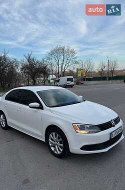 Volkswagen Jetta  2011