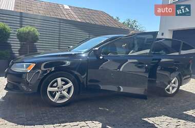 Volkswagen Jetta  2014