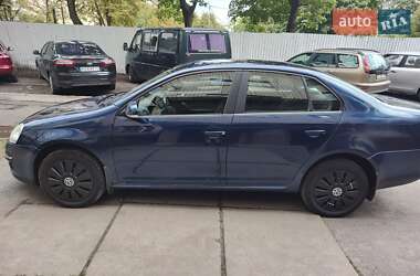 Volkswagen Jetta  2007