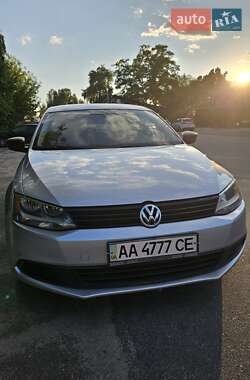 Volkswagen Jetta  2014