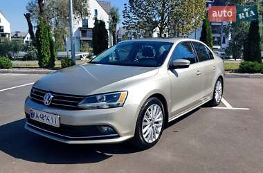 Volkswagen Jetta  2015
