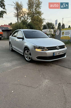 Volkswagen Jetta 2011