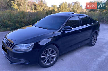 Volkswagen Jetta  2013