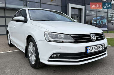 Volkswagen Jetta  2016