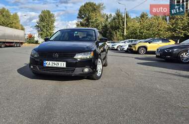 Volkswagen Jetta  2014