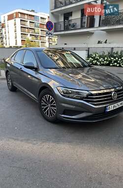 Volkswagen Jetta  2018