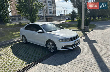 Volkswagen Jetta  2016