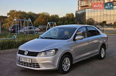 Volkswagen Jetta  2014
