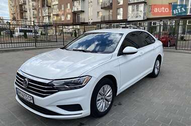 Volkswagen Jetta 2019