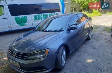 Volkswagen Jetta  2013