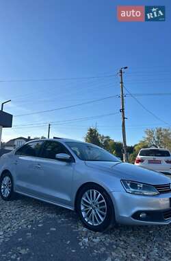 Volkswagen Jetta  2013