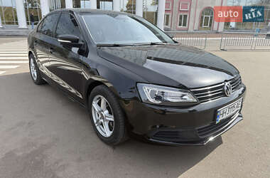 Volkswagen Jetta  2014