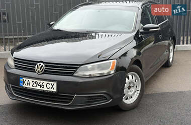 Volkswagen Jetta  2013