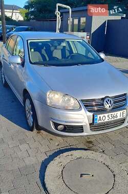 Volkswagen Jetta  2008