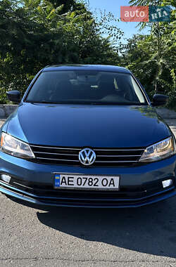 Volkswagen Jetta  2015