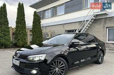 Volkswagen Jetta  2013