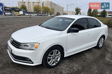Volkswagen Jetta  2014