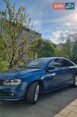 Volkswagen Jetta  2014