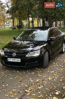 Volkswagen Jetta  2012