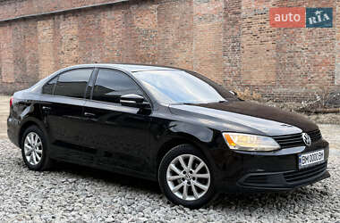 Volkswagen Jetta  2012