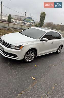 Volkswagen Jetta  2016