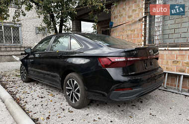 Volkswagen Jetta  2025