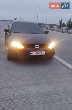 Volkswagen Jetta  2013
