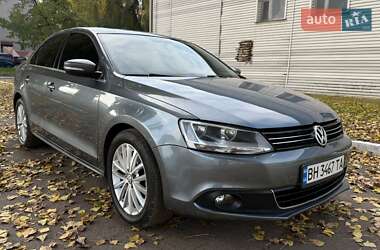 Volkswagen Jetta  2013