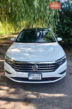 Volkswagen Jetta 2018