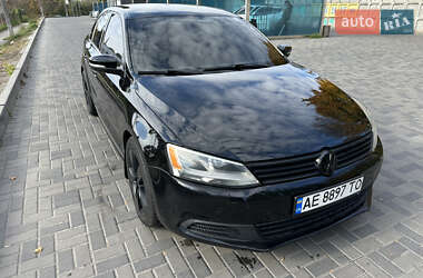 Volkswagen Jetta  2012