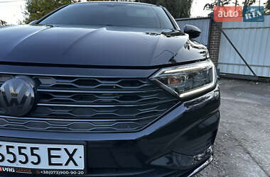 Volkswagen Jetta  2018