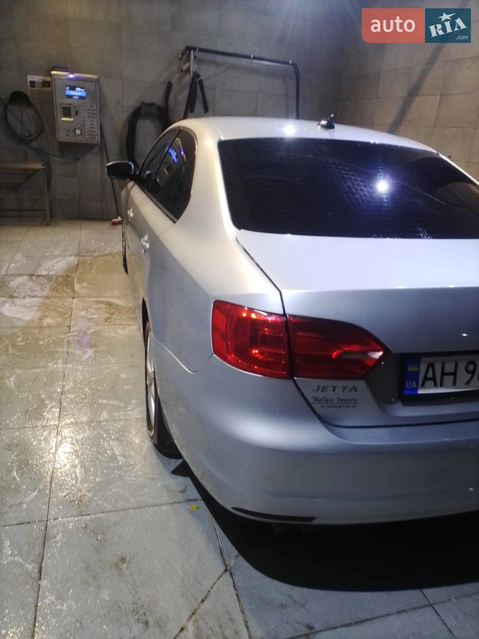 2011 Volkswagen Jetta - мініатюра 2