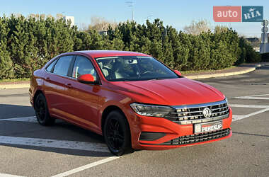 Volkswagen Jetta  2019