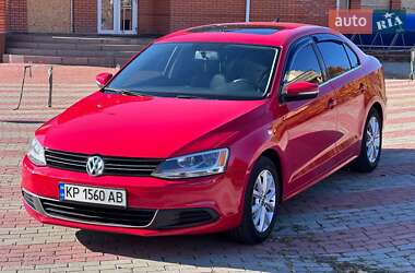 Volkswagen Jetta  2013